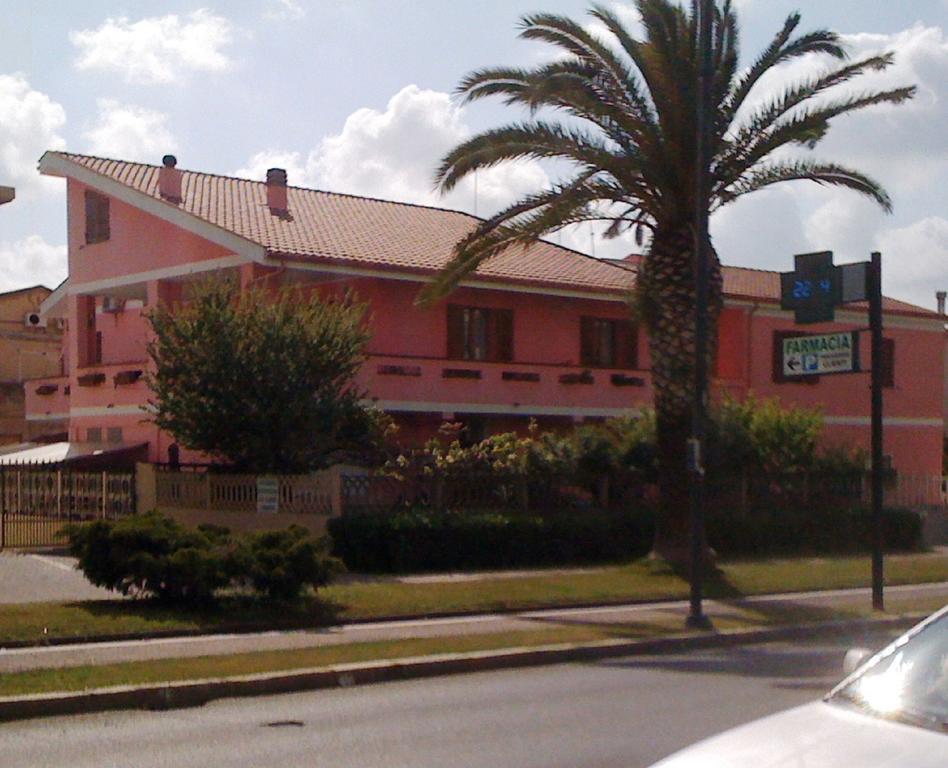L'Aurora Viola Acomodação com café da manhã Carbonia Exterior foto
