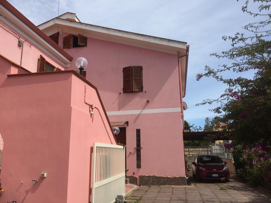 L'Aurora Viola Acomodação com café da manhã Carbonia Exterior foto