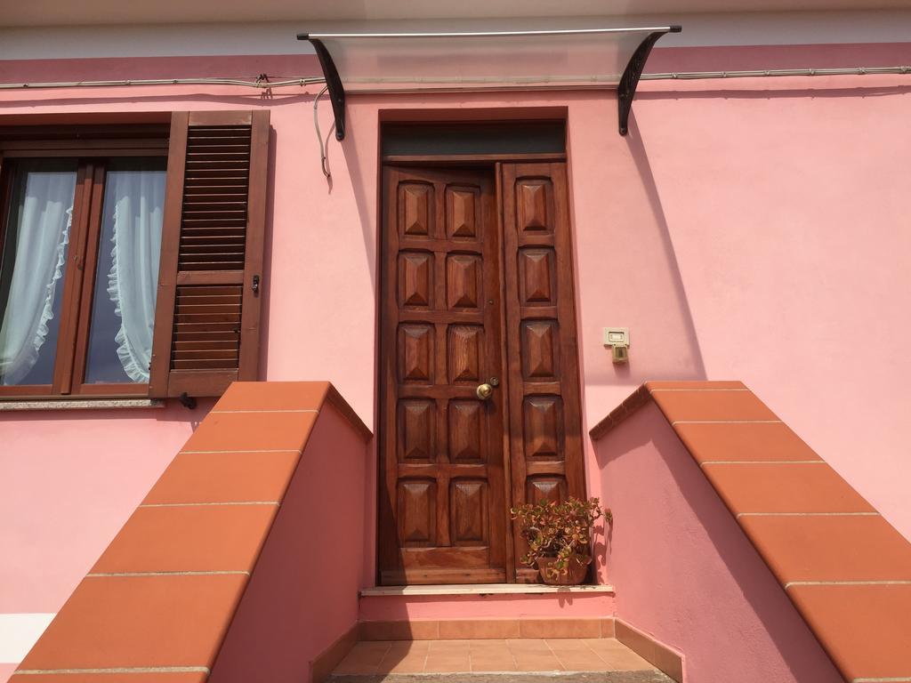 L'Aurora Viola Acomodação com café da manhã Carbonia Exterior foto