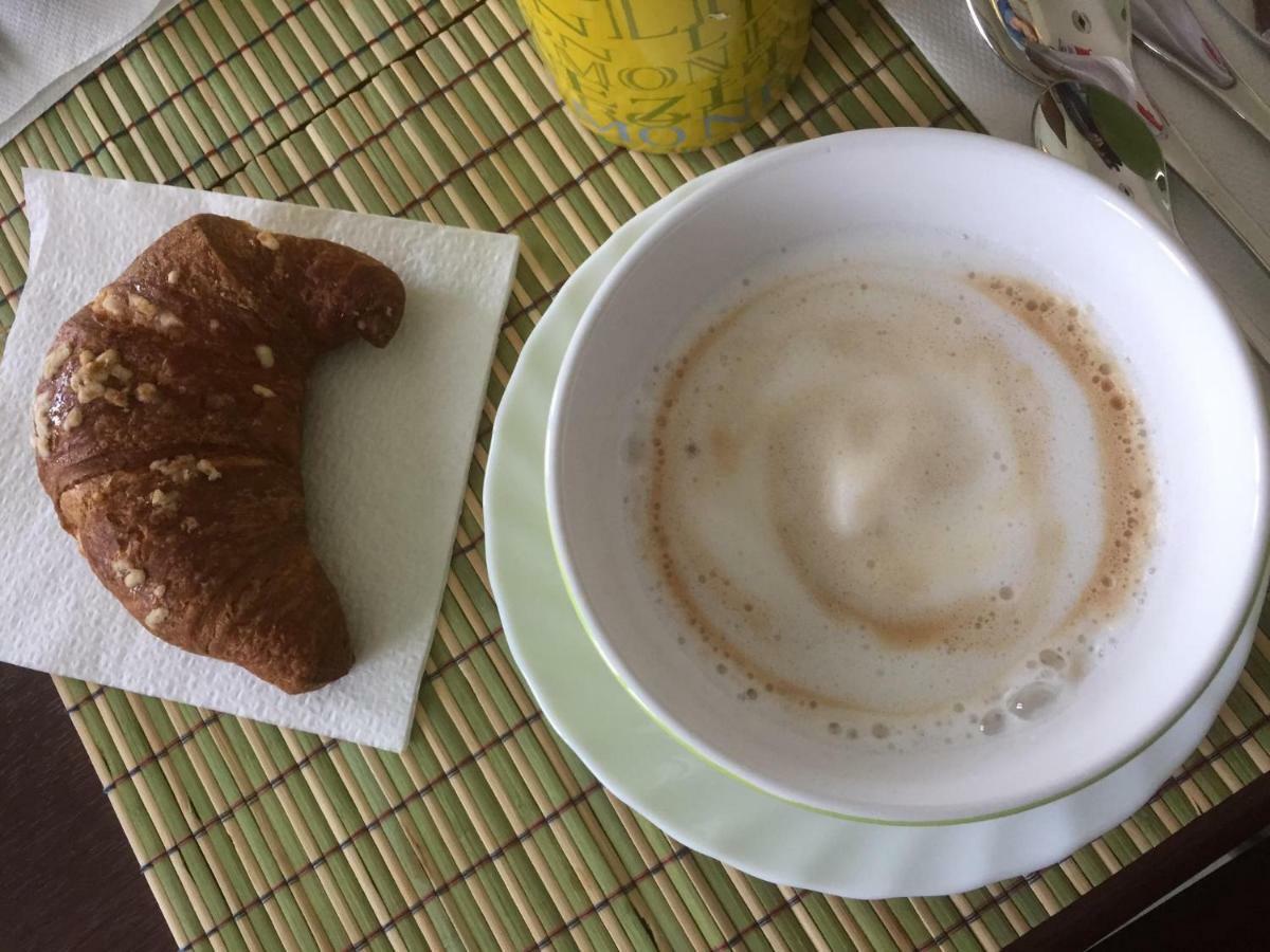 L'Aurora Viola Acomodação com café da manhã Carbonia Exterior foto